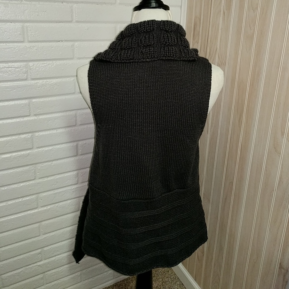 Daytrip Vest - Picture 4 of 7